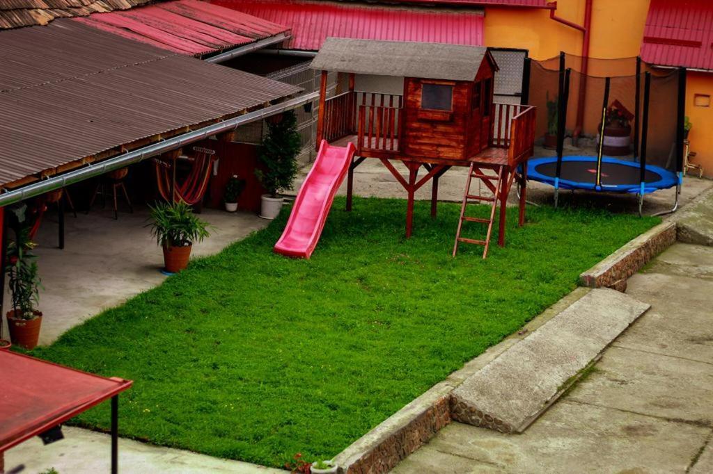 Casa Florilor Barcut Appartement Buitenkant foto