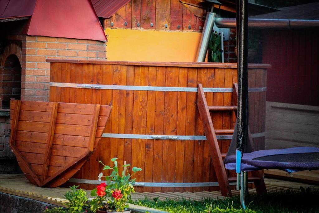 Casa Florilor Barcut Appartement Buitenkant foto